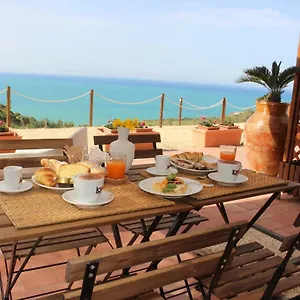 La Torre Couette-café